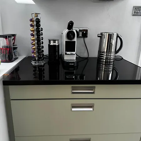 Courtyard Mews - 2 Large En Bedrooms, Garden - * 哈罗盖特